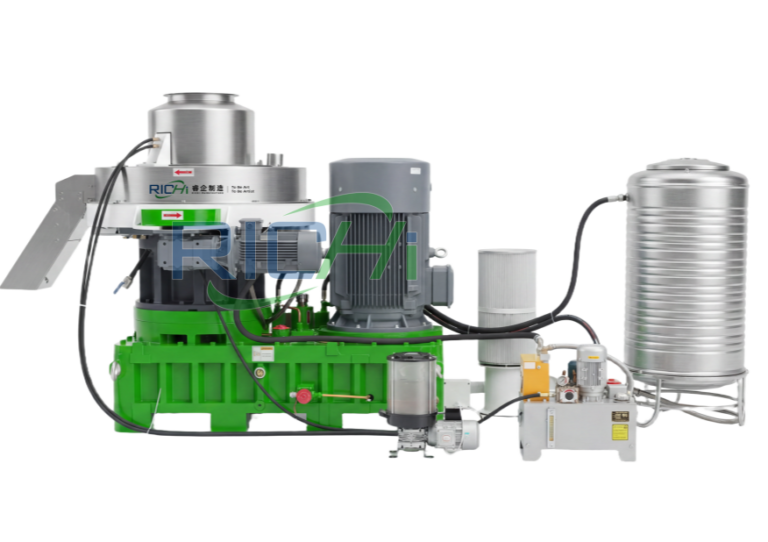 Vertical biomass pellet mill