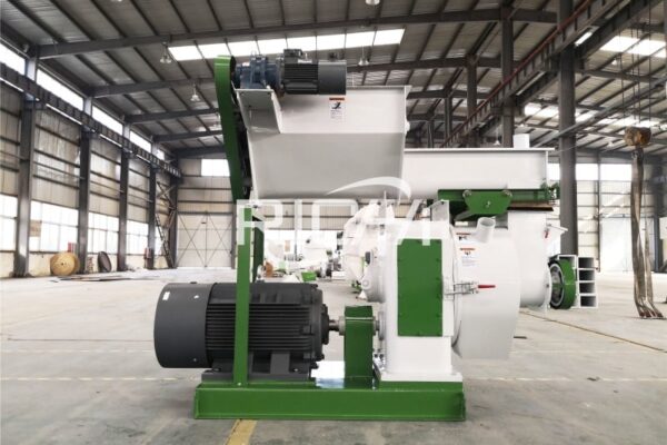 italian pellet machine